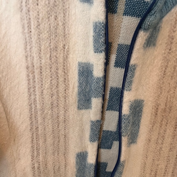 Wool Crop jacket - Picture 2 of 2